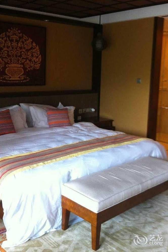 The Tang Hotel Hainan Mount Qixian Baoting Esterno foto